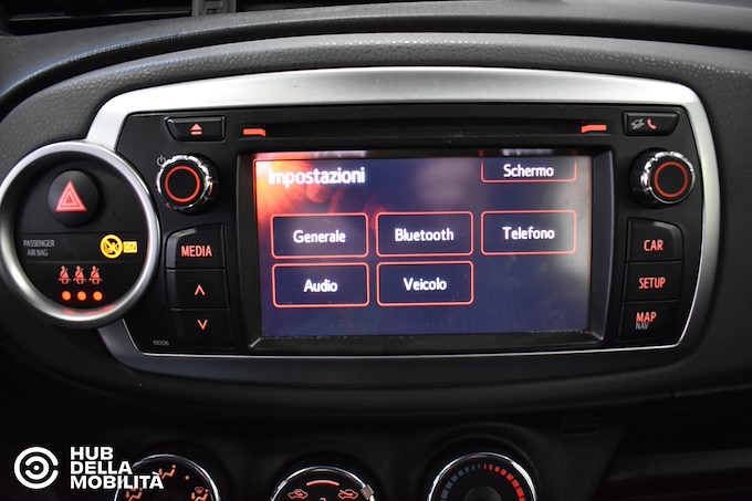 TOYOTA Yaris 1.4 D-4D 5 porte Active